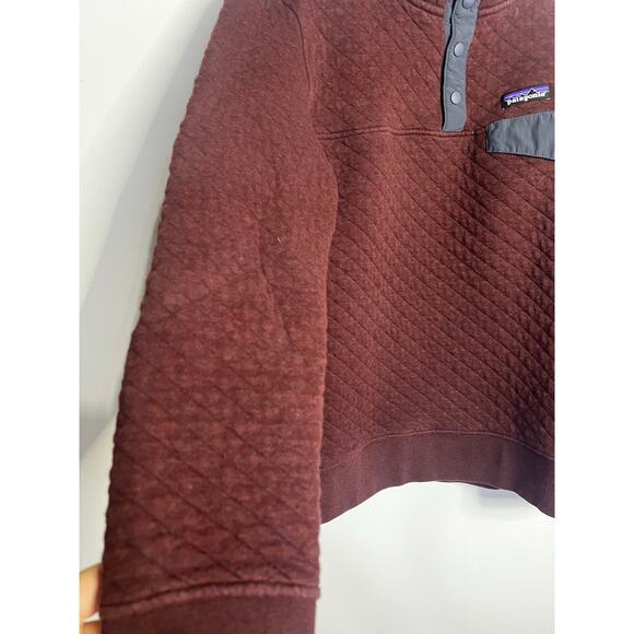 Women's Organic Cotton Quilt Snap-T® Pullover Red and Navy Size Small - Picture 5 of 6